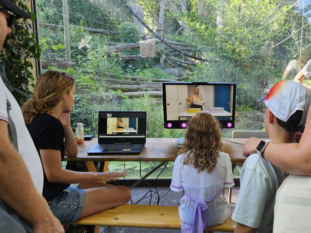 A night at the Basel Zoo - NCCR Evolving Language