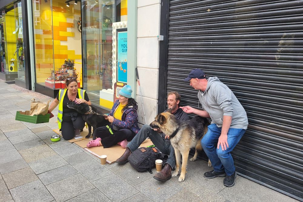 Groups giving out food to people on the streets would need to get permits under council plan - Dublin Inquirer