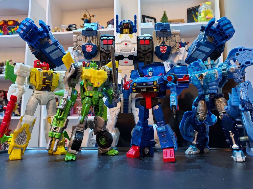 2022
Legacy Metroplex
Legacy Jhiaxus
Takara TG-21 Springer
Masterpiece Skids
Takara Mall Expressive LG-EX Blue Big Convoy
