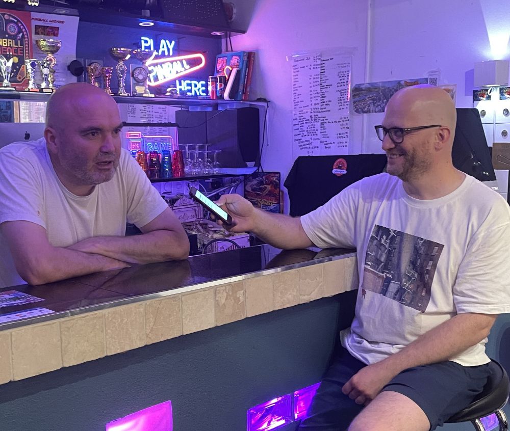 Robert Glashüttner from pinball project The Ball is Wild interviewing Kjell Erik Husom of Bergen Pinball Club.