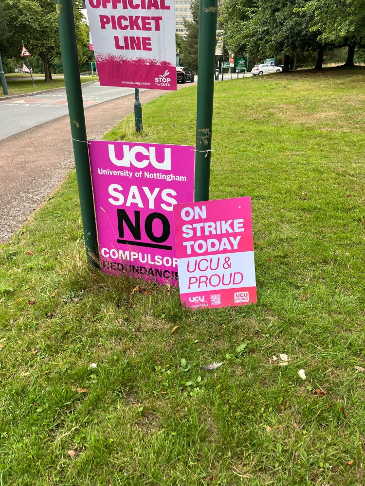 Pickett placards ‘UCU says No compulsory redundancies’