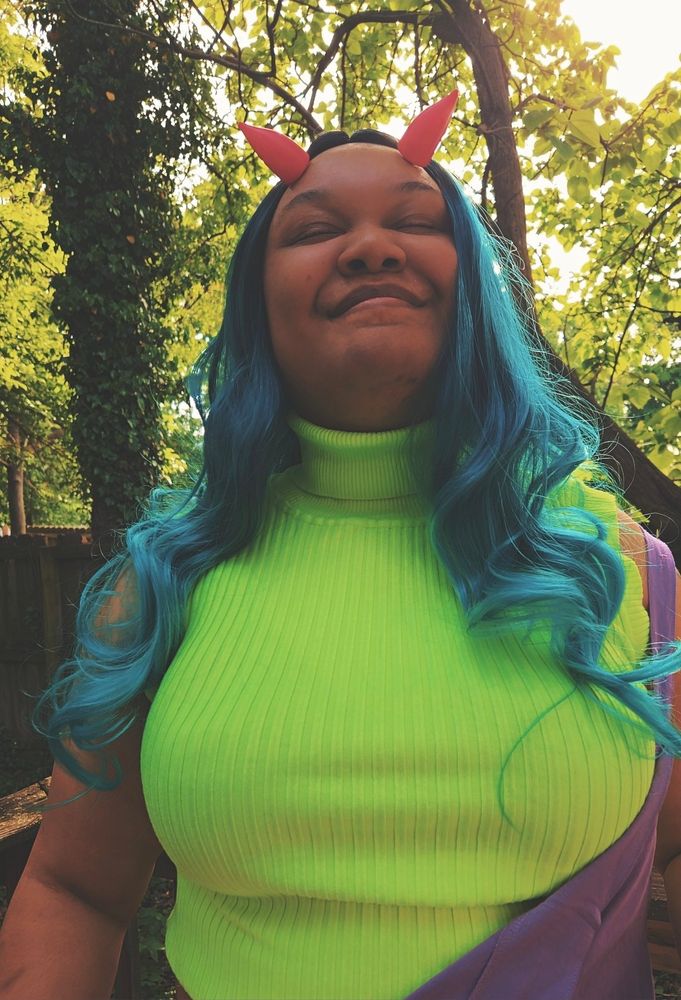 Cosplay of Samar from Spirit Swap, basking in the sun