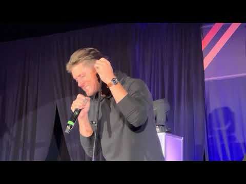 Jensen Ackles and Louden Swain Whipping Post NashCon 