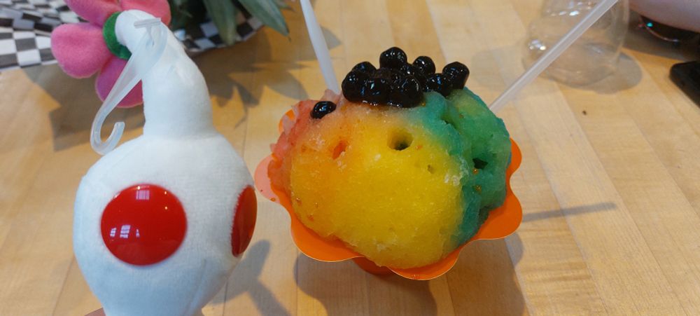 White Pikmin in need of Nectar (Snow Cone)
