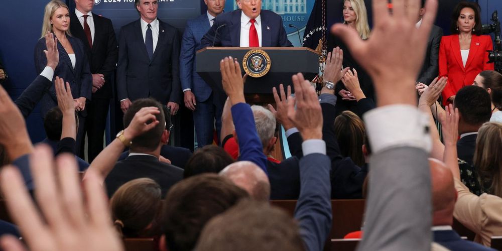 'Worrying signs': Experts alarmed media 'ill-equipped' to withstand Trump's new threats