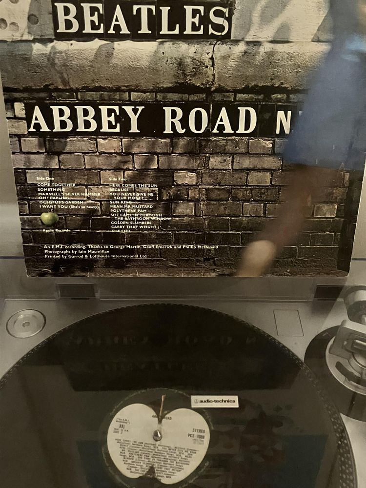 The back of the 'Abbey Road' Sleeve
Beatles
(1968)