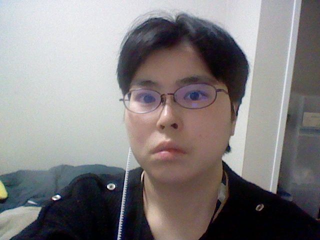 最近の逸見正孝氏の移送風景《端はピカチュウの足》