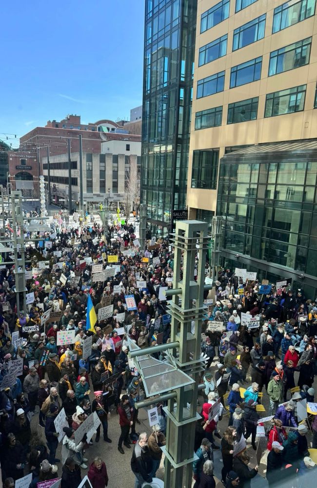 Large crowd of protesters in Rochester, MN