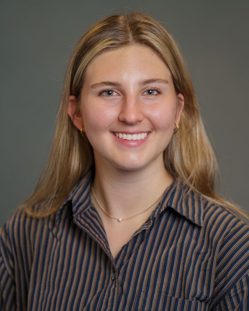 Headshot of Lauren Bajo-Smith