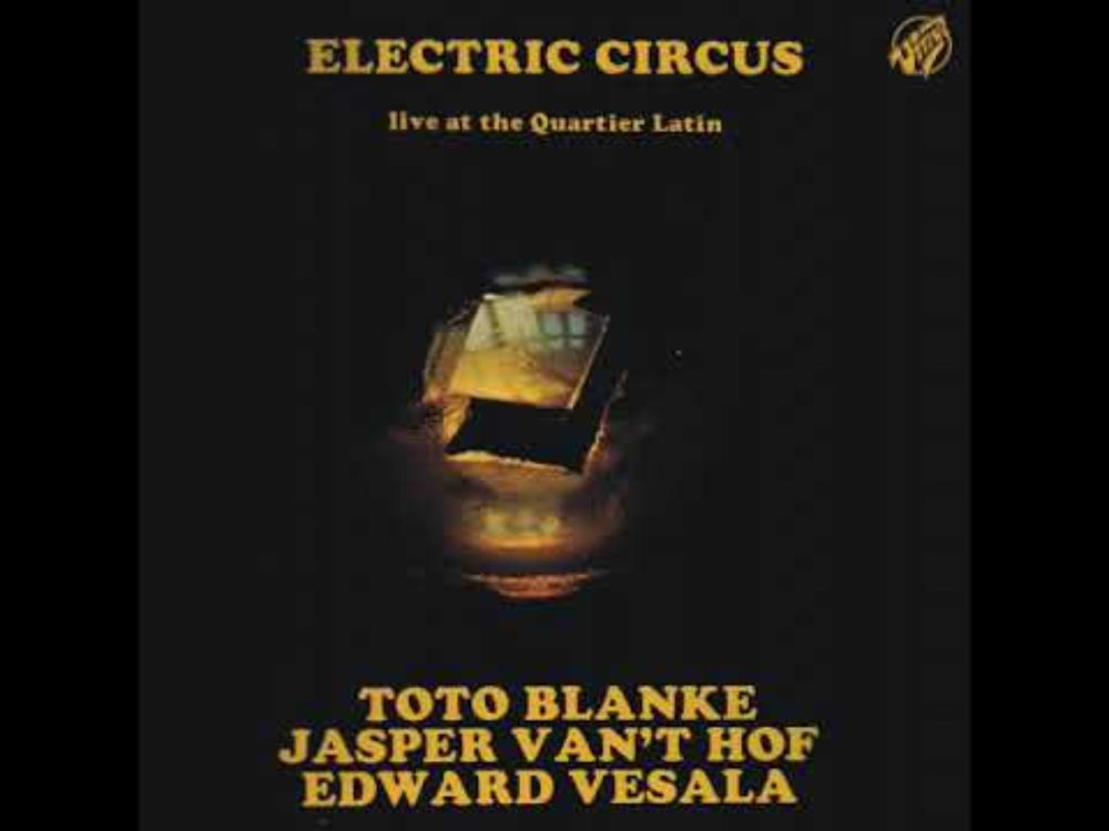 2. Electric Circus - Steps (live)