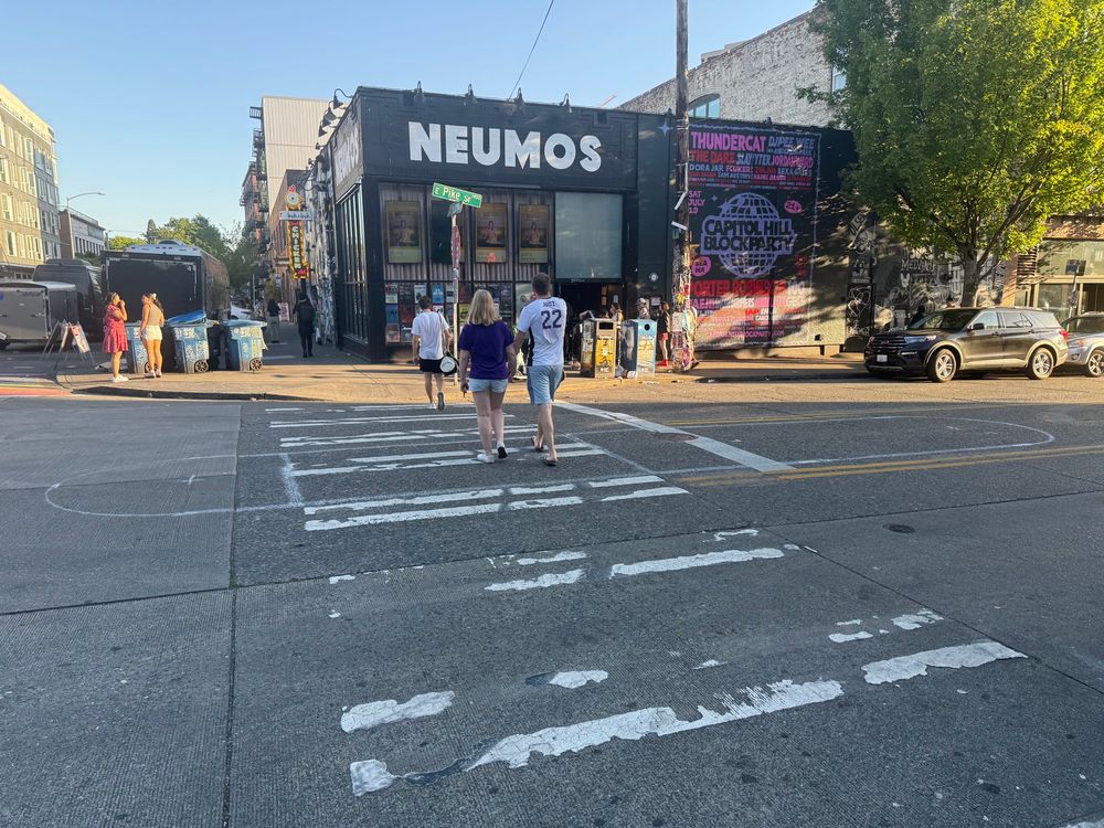 Same as the other picture but just south of 10th Ave.