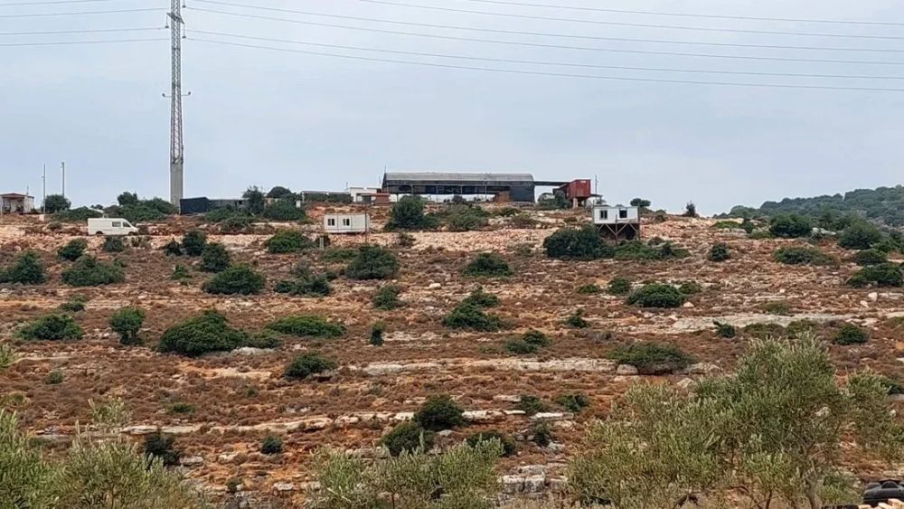 „חוות אופנהיימר”.