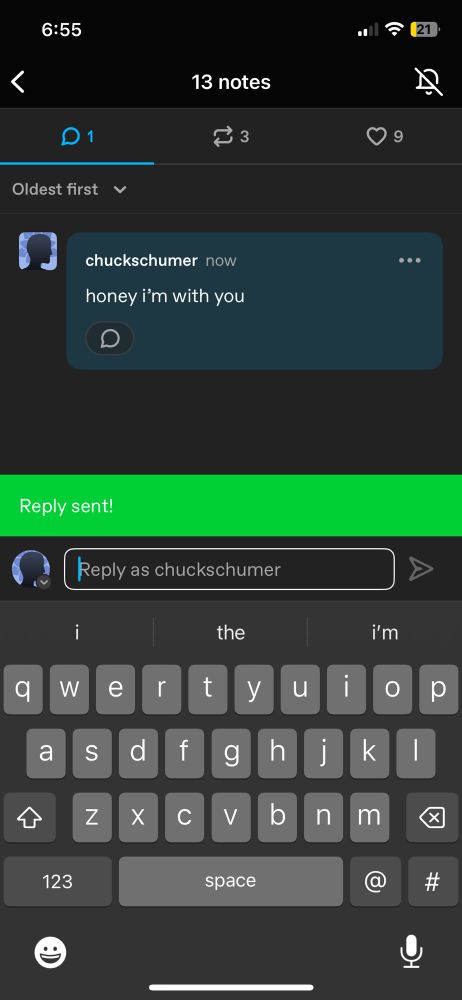 A reply from chuckschumer to the aforementioned tumblr post with the response “honey i’m with you” with a green banner below that reads “Reply sent!”