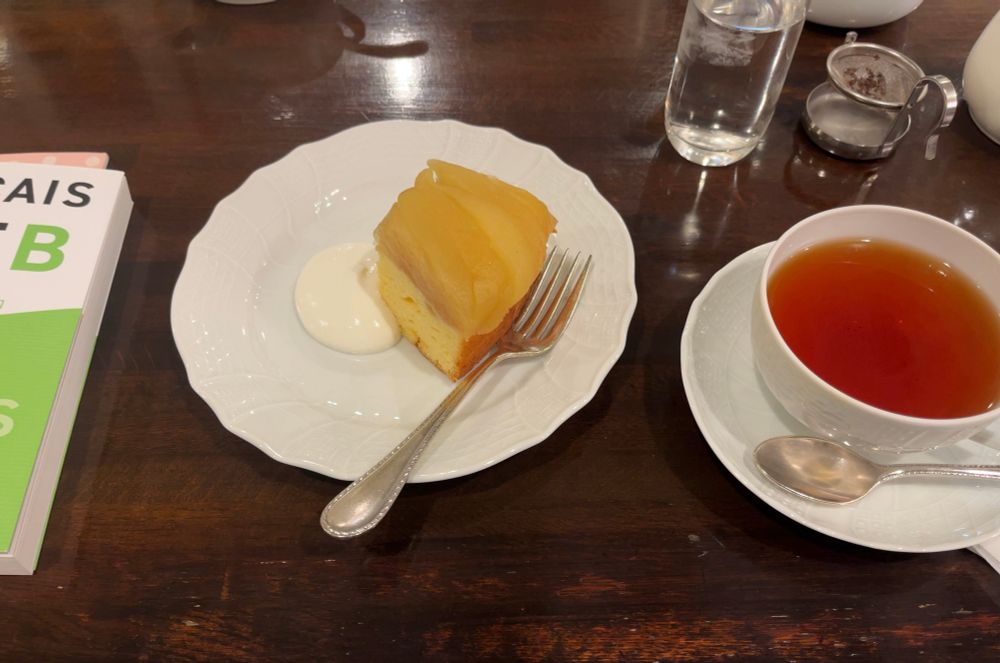 ケーキと紅茶