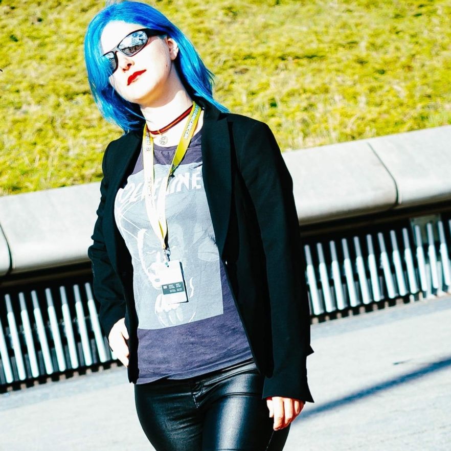 Blue hair and hosting outfit