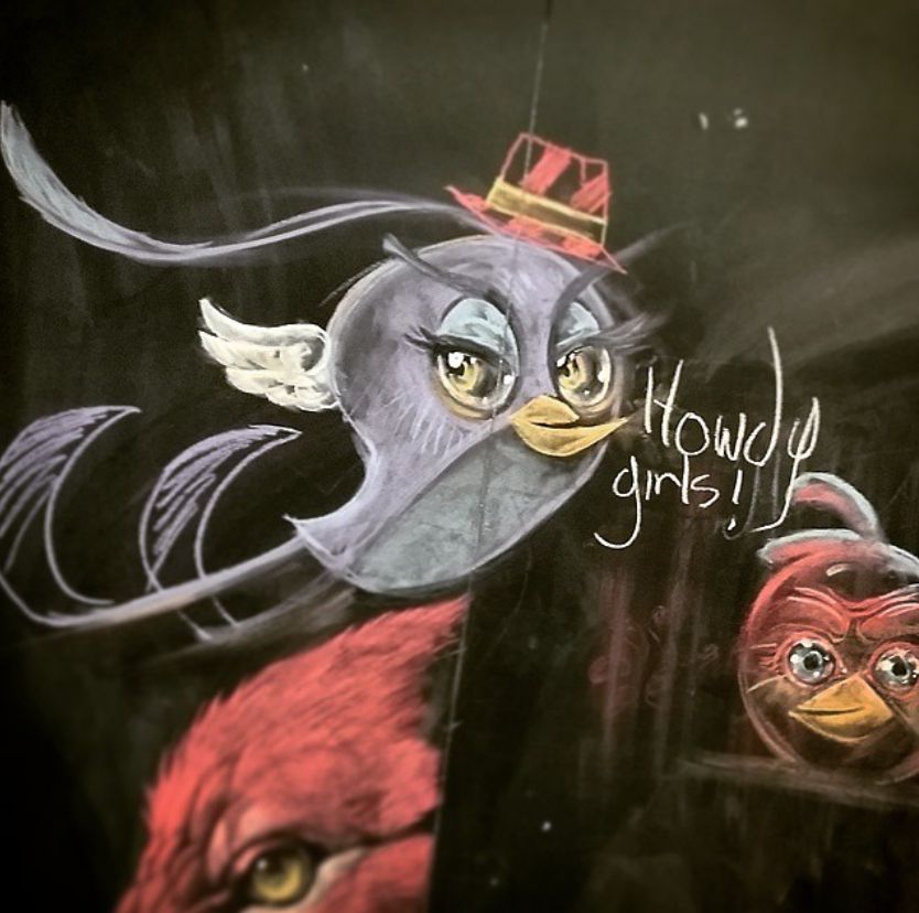 "#AngryBirds #Stella #Gale #RIP #Fedora #RovioAnimation #ChalkBoard"
Drawn by: Jaakko "Tyhtilä" Mukka
Source: https://www.instagram.com/jaijot/p/zC4MNRgMYo/
