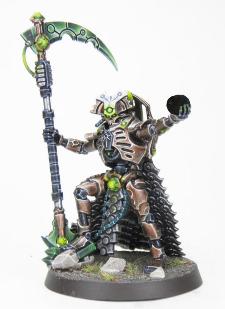 некронский оверлорд с косой и сферическим кролём