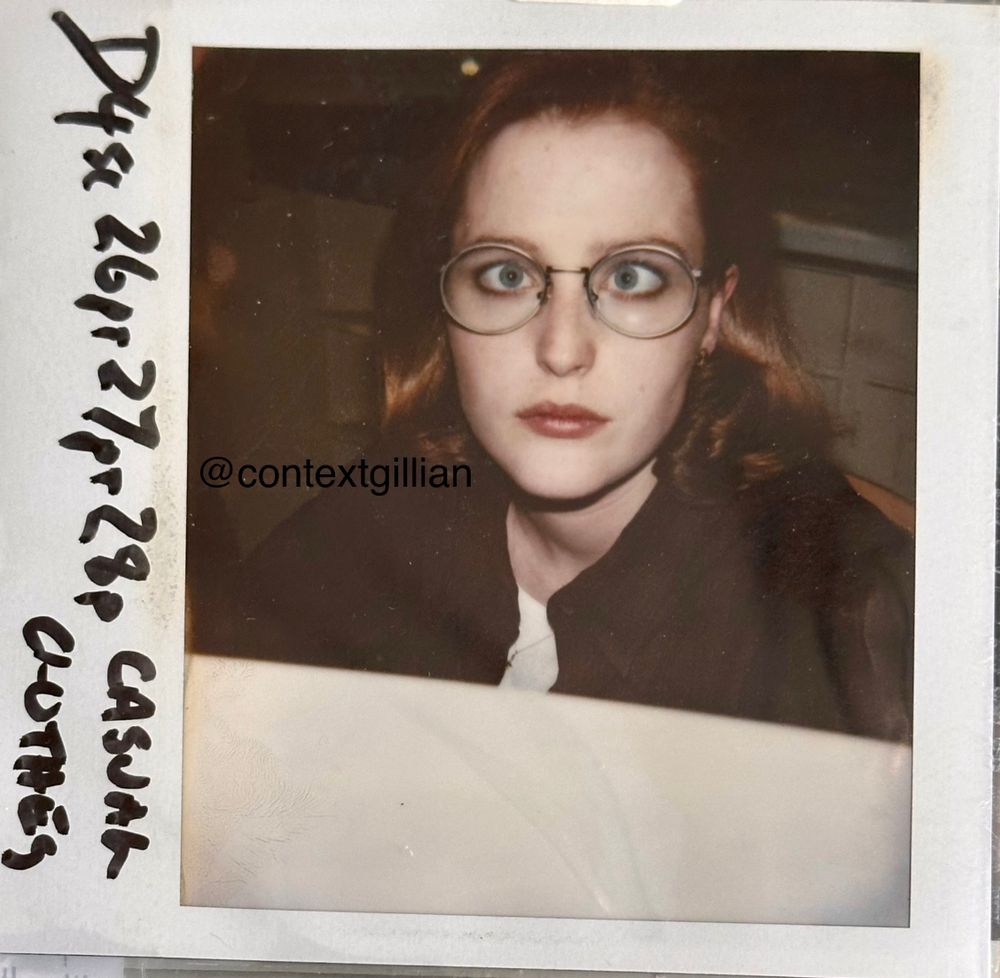Gillian Anderson The X-Files continuity Polaroid personal collection 