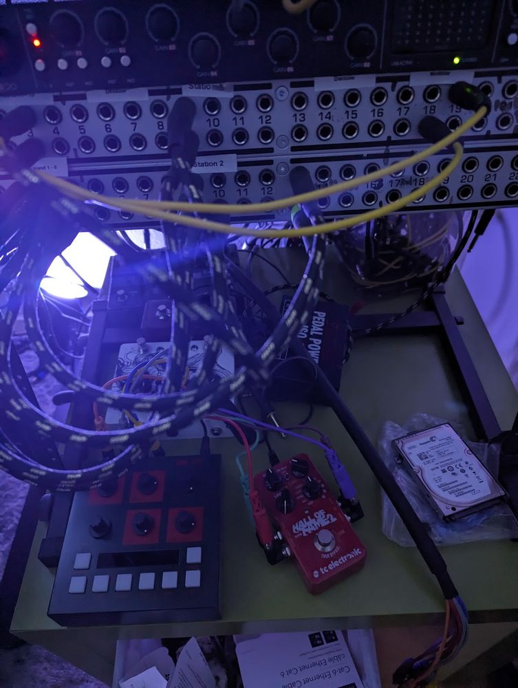 My shitty patchbay setup