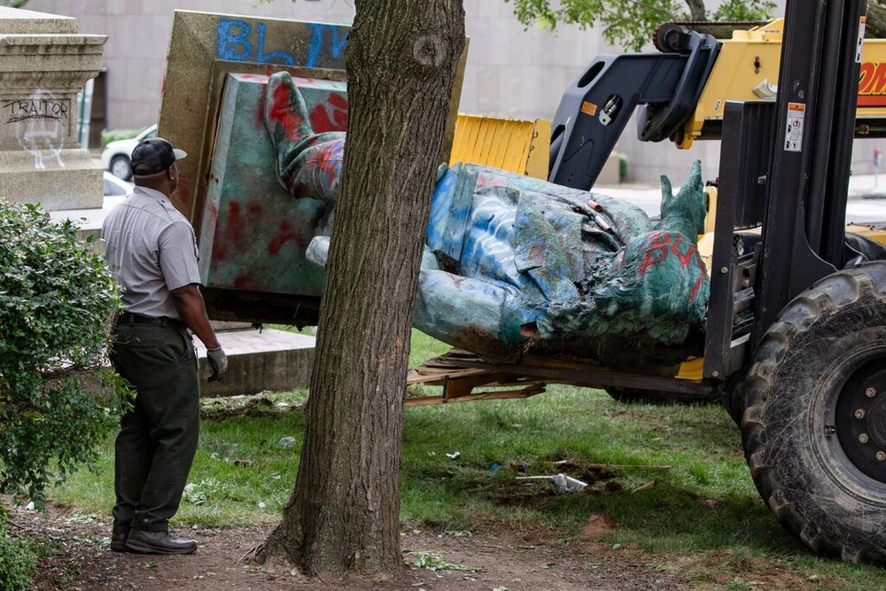Trump Administration Will Reinstall Confederate Statue in Washington