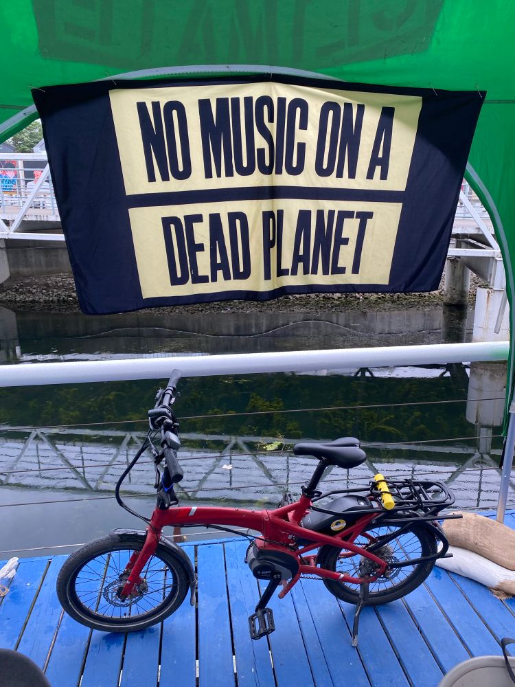 My bike with a No Music On A Dead Planet post above it