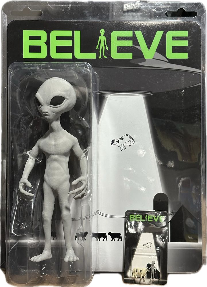 Finished making this 12 inch jumbo version of the mini Grey Alien Believe UFO figure today! 
#CryptidCraftwork #Believe #Alien #UFO