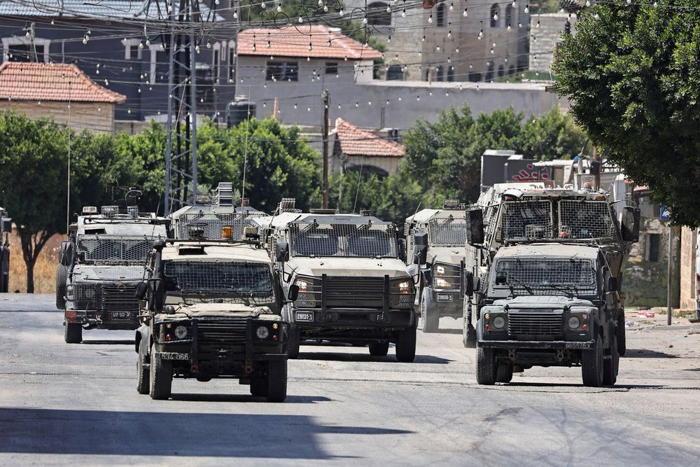 5 Palestinian gunmen killed, four troops hurt in #WestBank raid