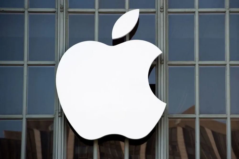 #Apple’s #artificialintelligence features to be delayed, #BloombergNews reports