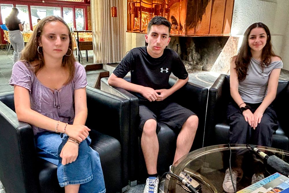 Israeli, Palestinian teens meet in #Geneva to talk prospects for peace after Oct. 7