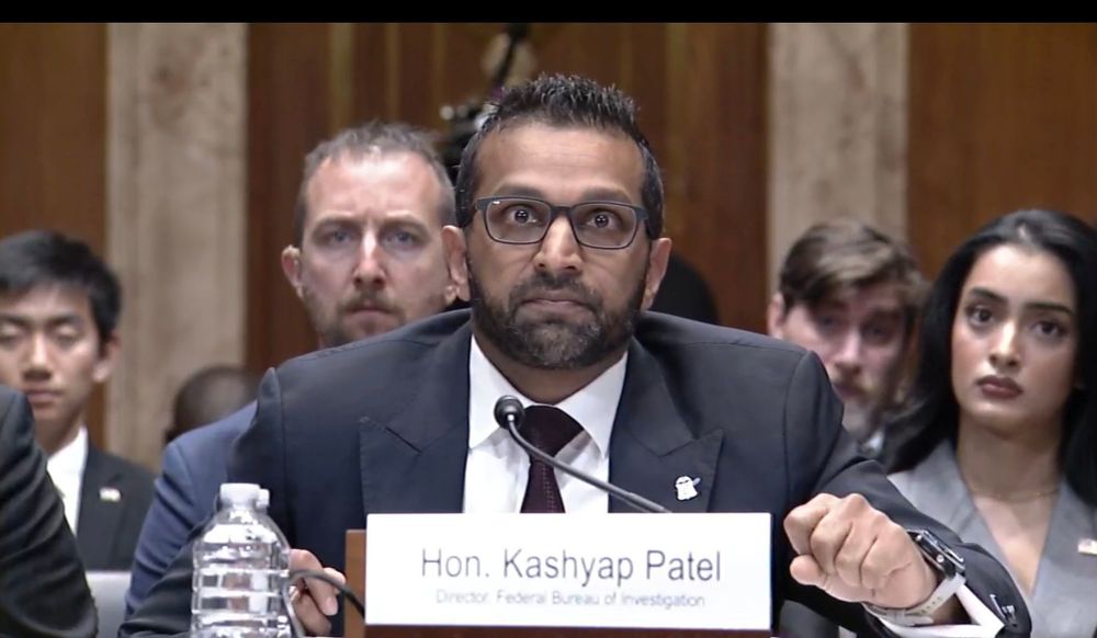 Puzzled senators question Trump’s FBI chief on nonexistent spending plan • Ohio Capital Journal