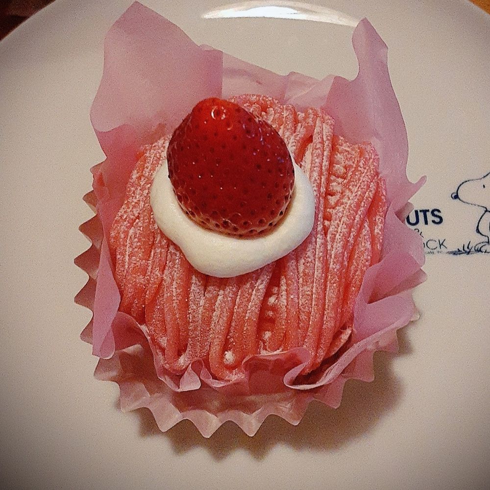 コージーコーナーのいちごのモンブラン