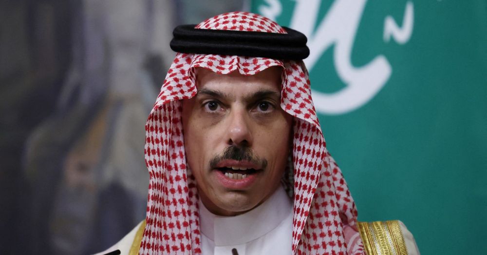 Saudi and Iranian foreign ministers meet in Mecca, SPA agency reports