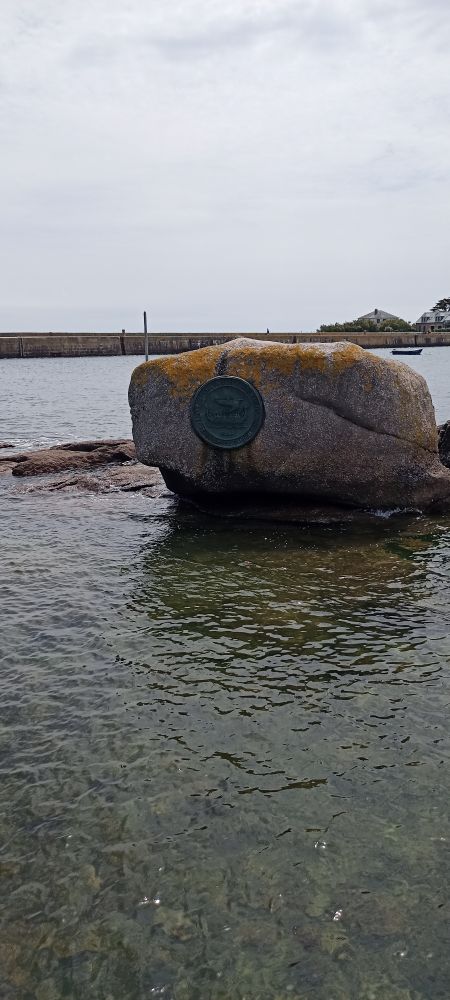 Plaque commemorating the Mora, William the conqueror's ship, gifted to him by his wife to take him to invade England 