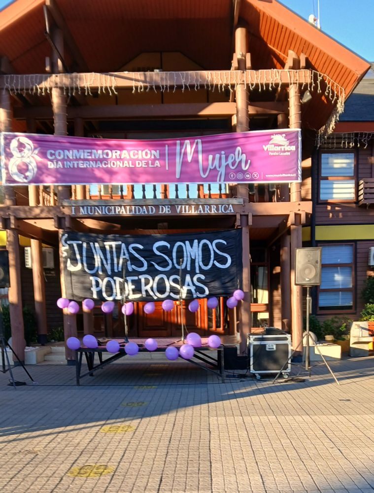 Juntas somos poderosas.