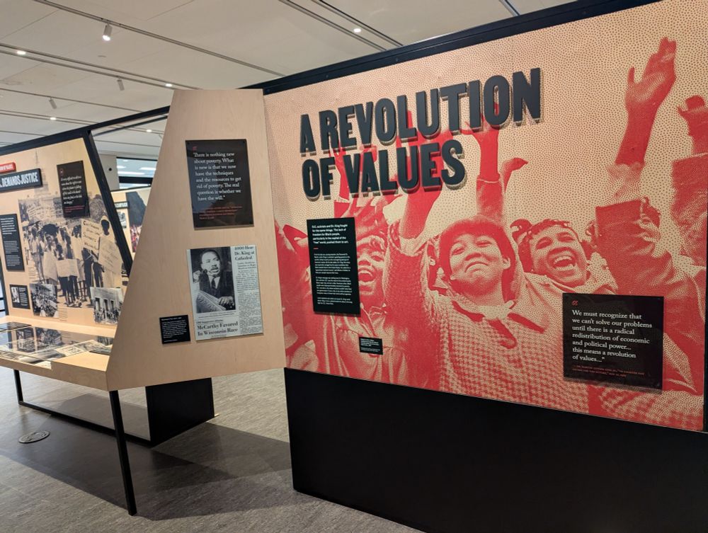 Fourth floor exhibits on the evolution of Home Rule.