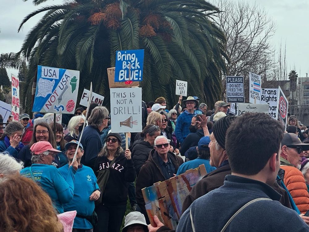 Oakland showing up against hate!