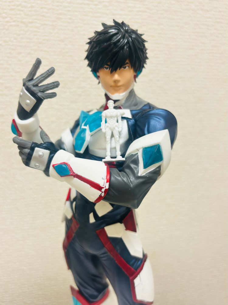 ブレイバーン くじクリフ イサミ ブレイバーン」くじ イサミ、スミスらが筋肉を見せつけるマウス
