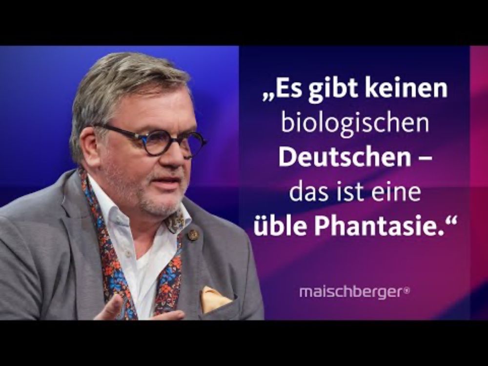 Hape Kerkeling: Überraschende Ahnenforschung und seine Sorge um die Demokratie | maischberger