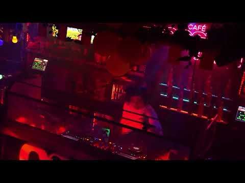 Fish in da Bowl | TatsuTracks @ Costa Del Fishbowl