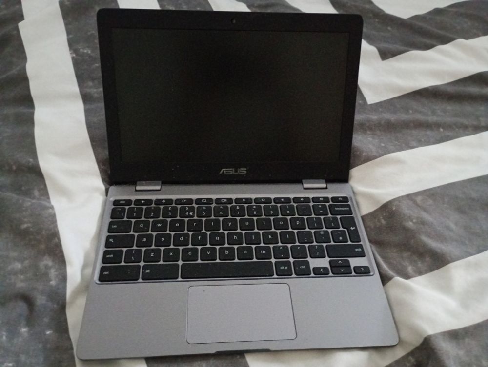 My  C233N Chromebook 