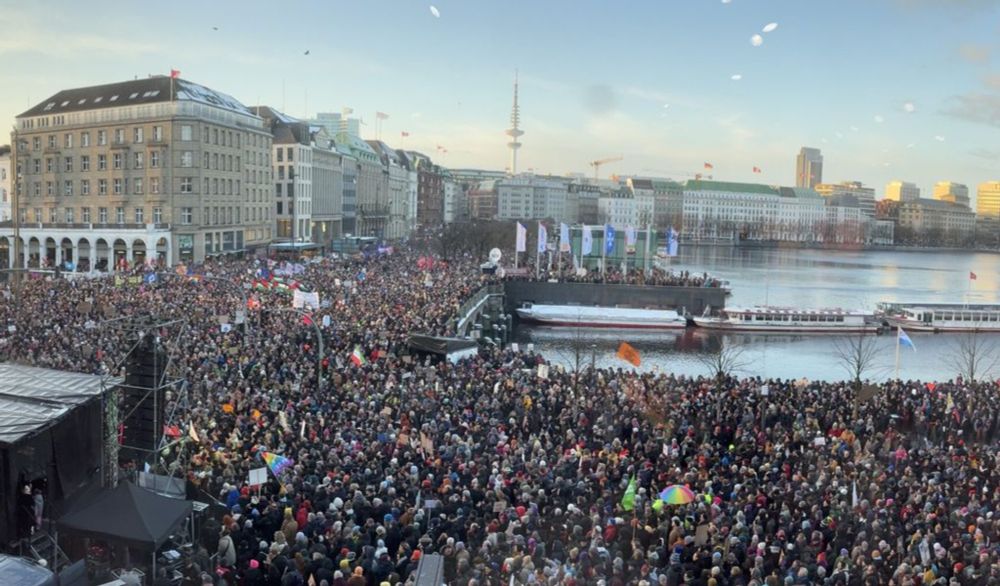 Demo gegen Rechtsextremismus: Es waren sehr (!) viel mehr Menschen da