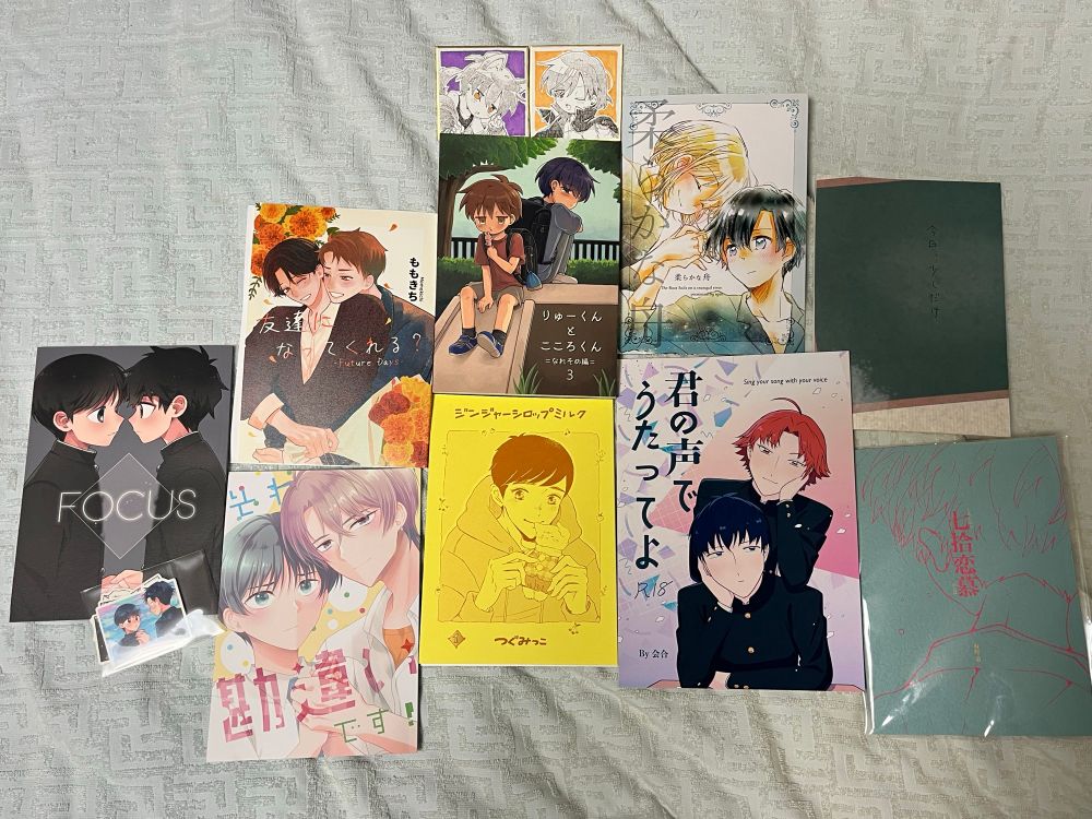 戦利品その1、前回の春庭から引き続き参加したサークルさんで特に心に残る作品を生み出したサークルさんの作品群。(中にはSフェスで知った作家さんもいます！)

本当に楽しみでしかない。
