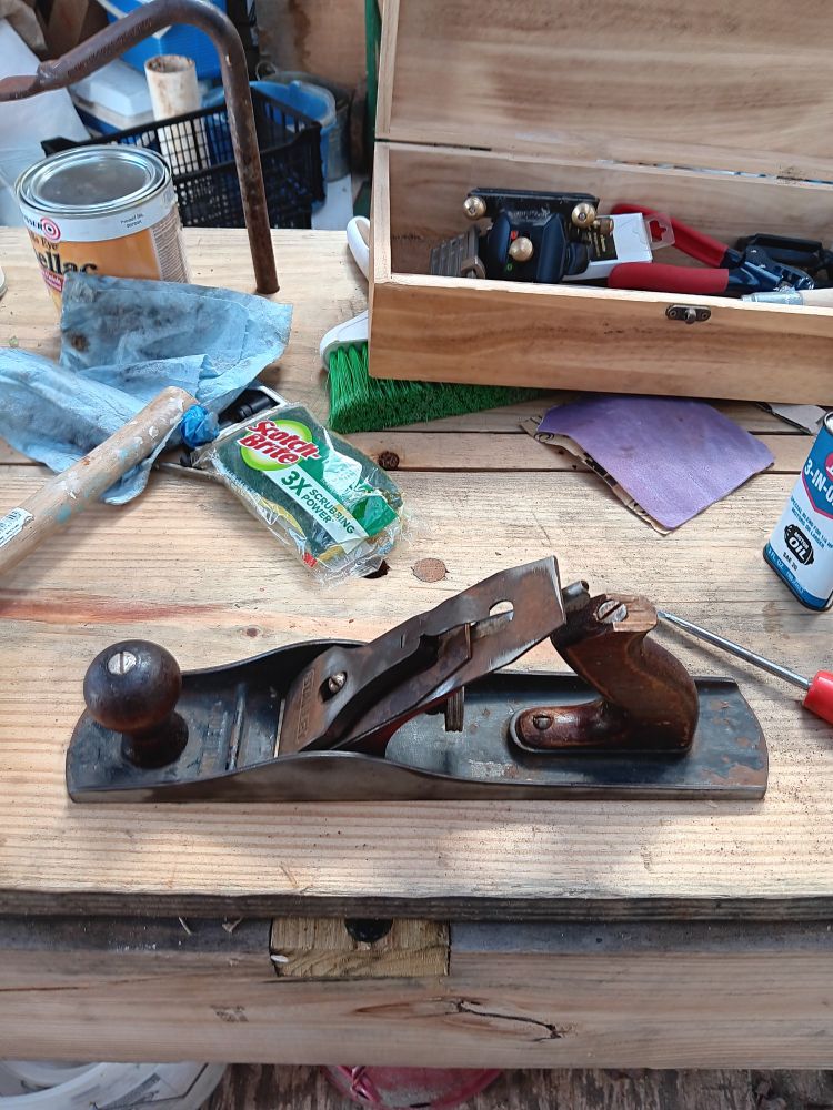 Partial restoration of a vintage Stanley jack plane. Presumably a #5. More derusting and blade work to do. Old enough that it lacks a frog adjustment screw.