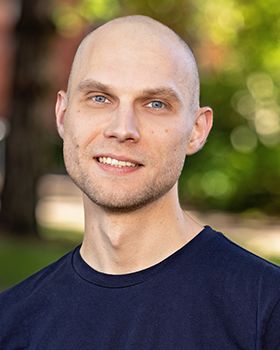 Photo of RSC Applied Interfaces Early Career Advisory Board member Artiom Skripka.