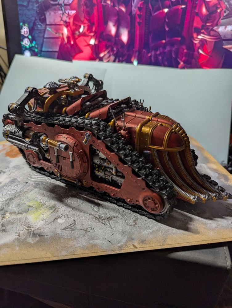 A Loyalist Karacnos Assault Tank