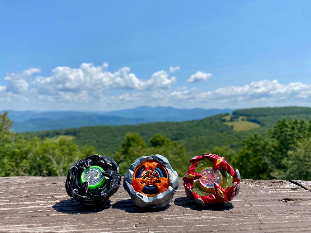 Black Hells Chain, Golem Rock, Phoenix wing
Mountains in the background 