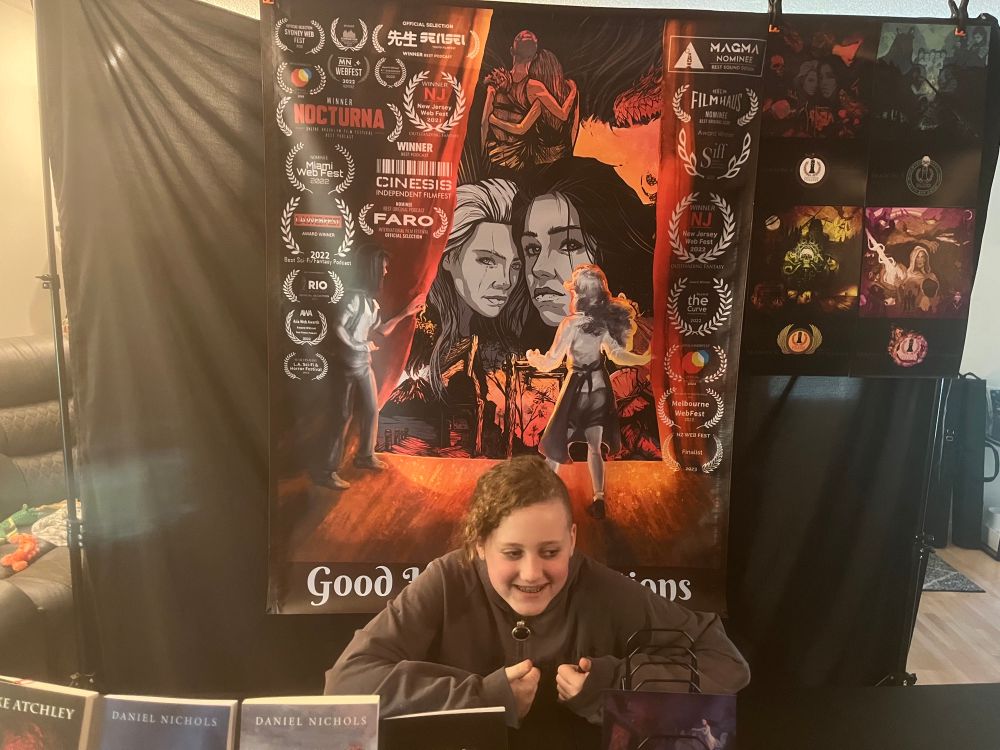 Ari taking over the booth