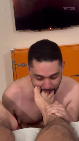 A new fan just joined my JustFor.Fans page. Check it out at: justfor.fans/DaddyJackTrade?Source=NewFanBlueSky