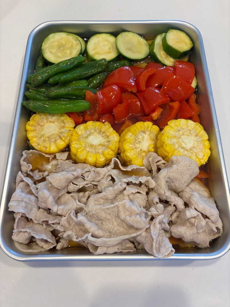 野菜の焼き浸し(ズッキーニ、ししとう、パプリカ、とうもろこし、豚肉)