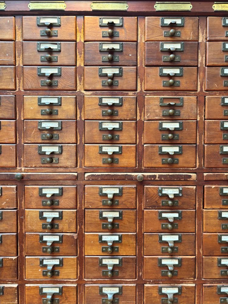 Card catalogue